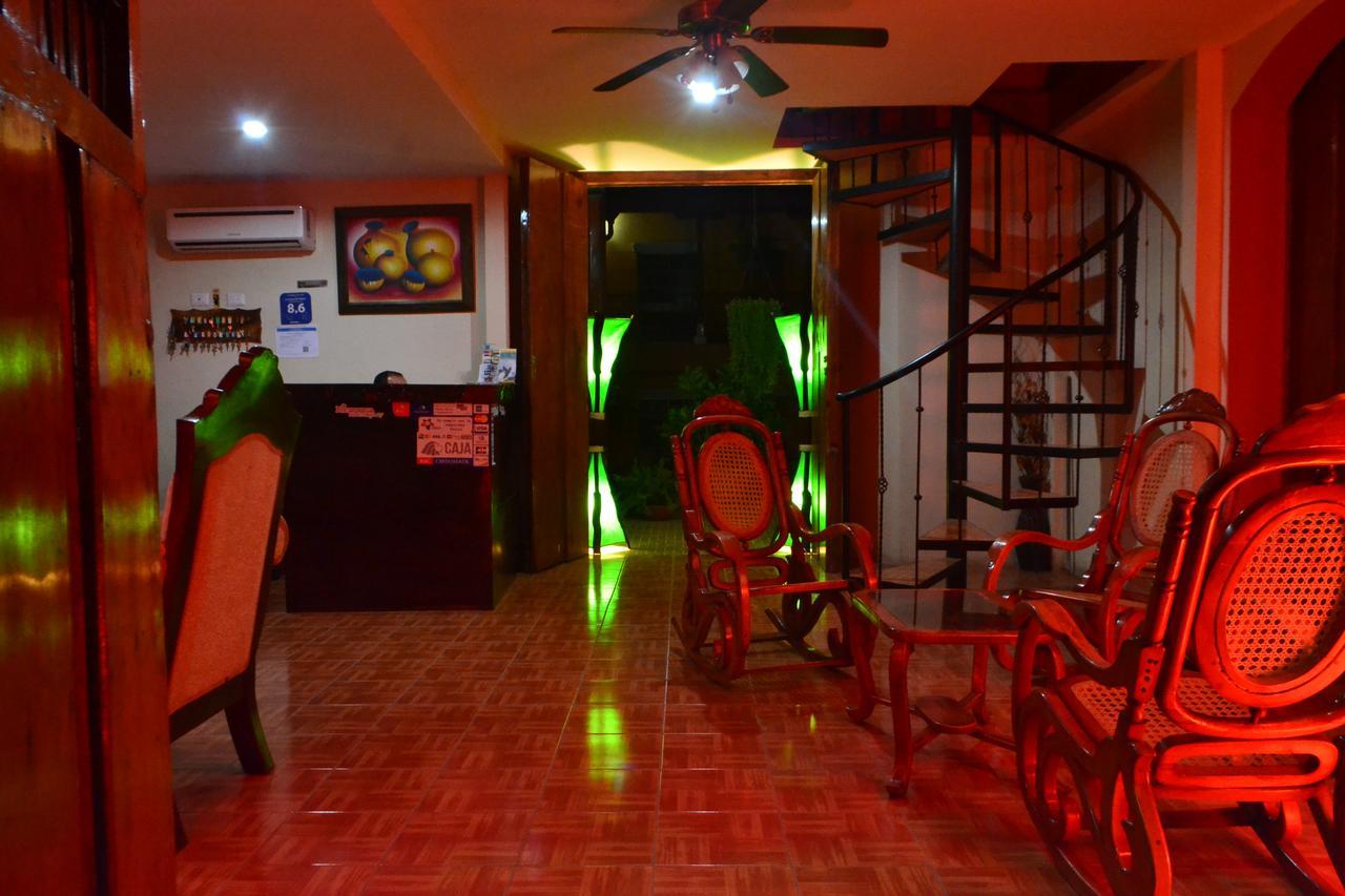 Fullmoon Hotel Granada Buitenkant foto