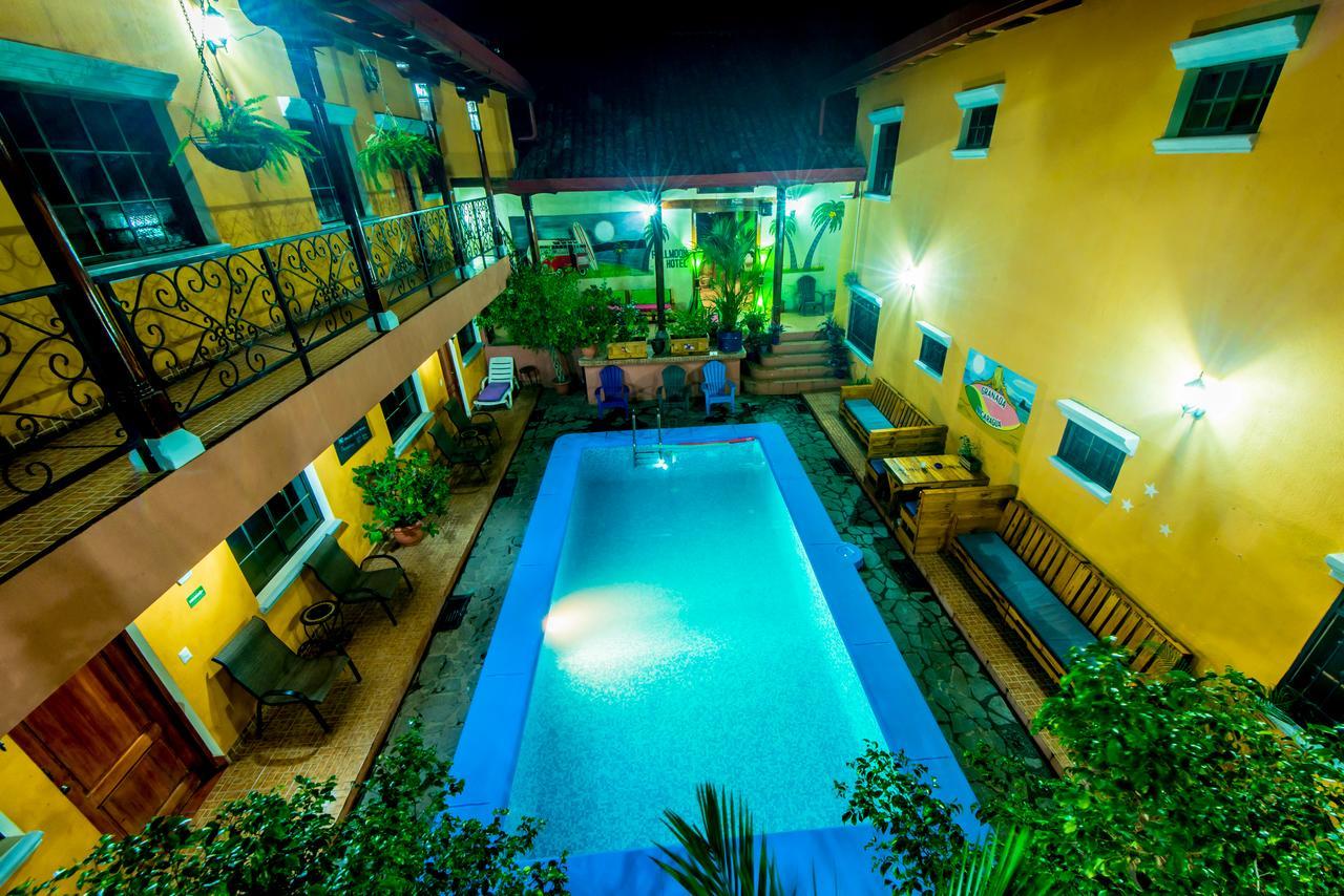 Fullmoon Hotel Granada Buitenkant foto